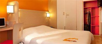 Готель Sweet And Smart Sarreguemines - Hambach Екстер'єр фото